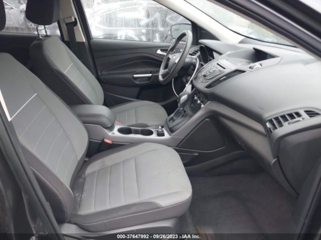 1FMCU0G72FUC86175 Ford ESCAPE SE