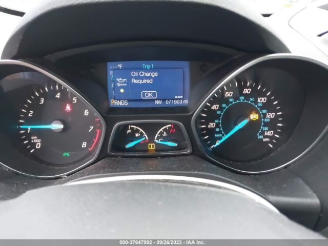 1FMCU0G72FUC86175 Ford ESCAPE SE