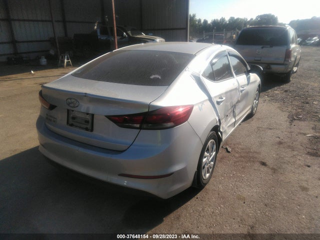 Hyundai ELANTRA SE 2018 KMHD74LF8JU467693 Image 4