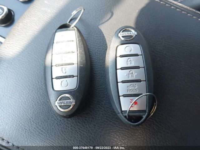 1N4AA6AP4HC434857 Nissan Maxima Platinum