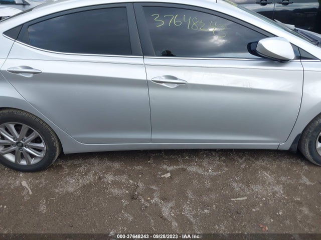 Hyundai ELANTRA SE 2015 5NPDH4AE7FH599518 Image 13