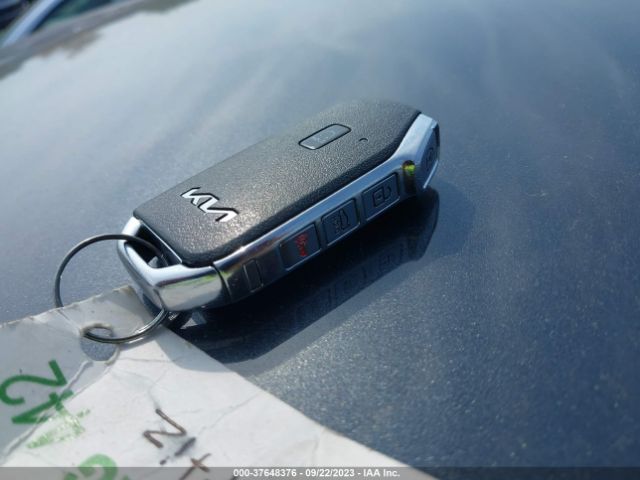 5XXG14J23NG111408 KIA K5 LXS