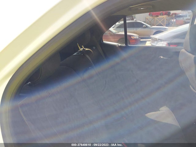 Chevrolet EQUINOX LT 2018 2GNAXJEV7J6254847 Image 8