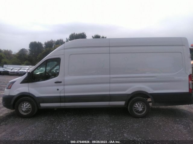 1FTBR3U86NKA63941 Ford TRANSIT CARGO VAN