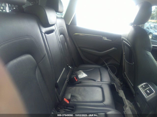 WA1DGAFP9EA004096 Audi Q5 Premium Plus
