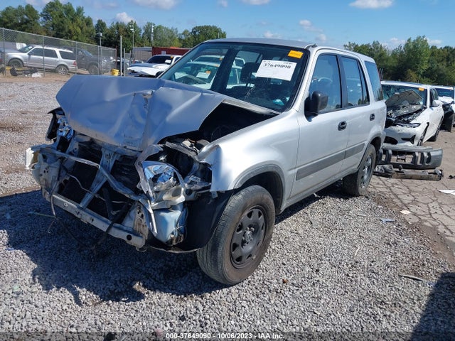 1998 HONDA CR-V LX VIN: JHLRD2845WC018034
