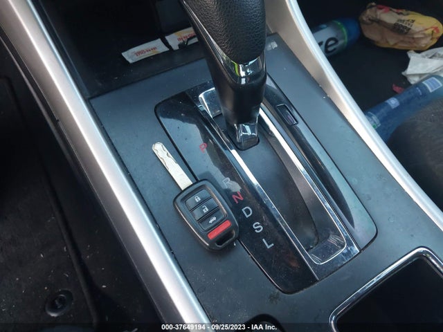 2013 HONDA ACCORD SDN LX VIN: 1HGCR2F38DA120680