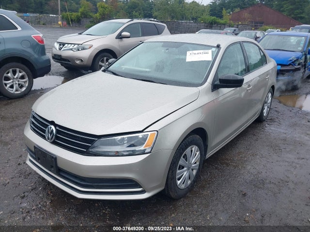 3VW2K7AJ3FM277974 Volkswagen Jetta Sedan 2.0l S