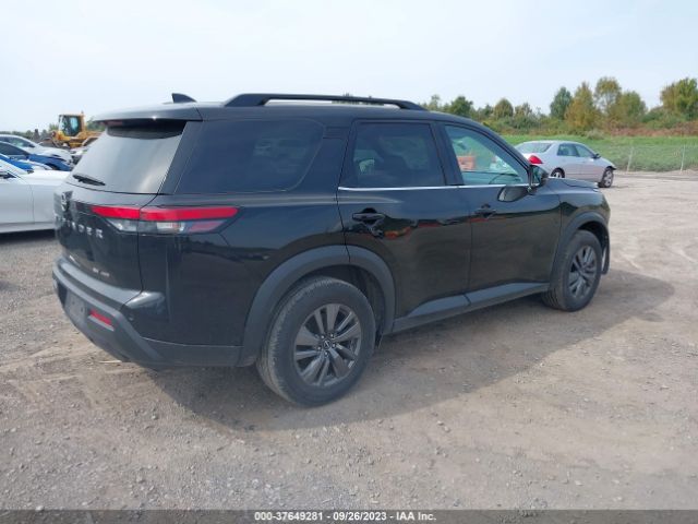 5N1DR3BC7NC225050 Nissan Pathfinder Sv