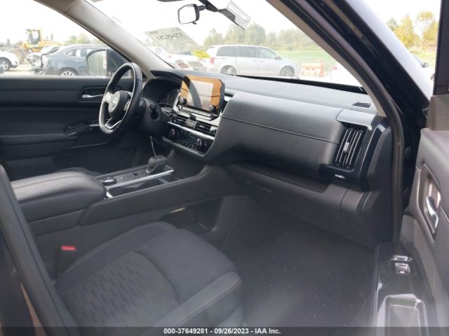 5N1DR3BC7NC225050 Nissan Pathfinder Sv