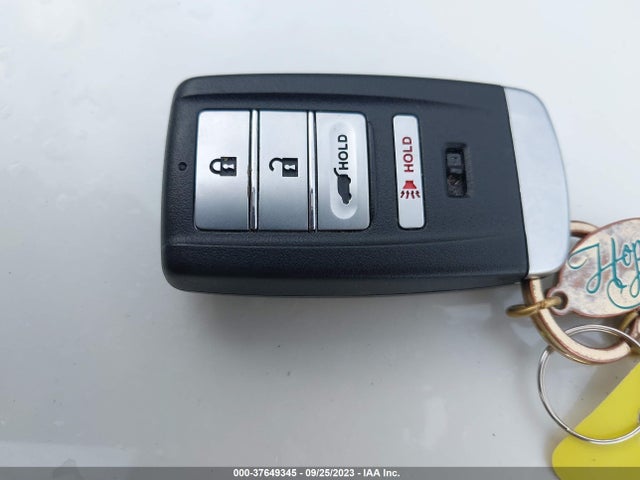 Acura MDX 2017 5FRYD4H33HB001815 Image 11