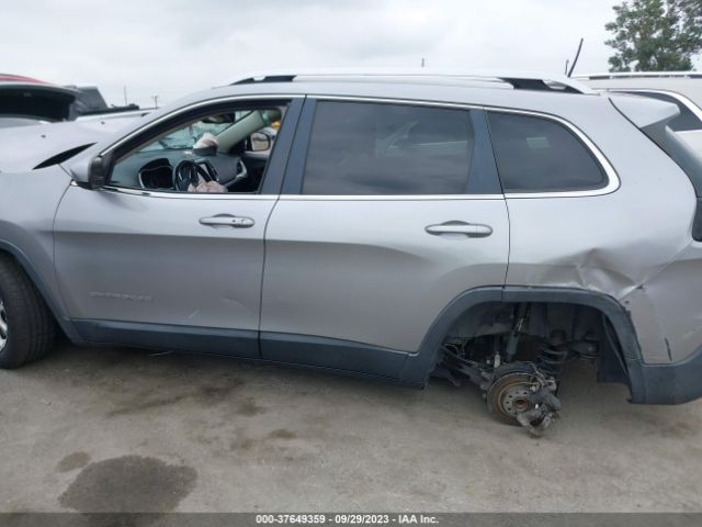 1C4PJLLB9JD561916 Jeep Cherokee Latitude Plus