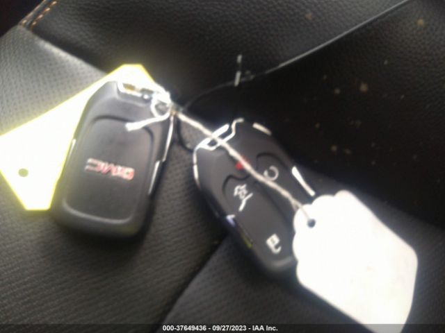 3GKALVEV9KL207994 GMC Terrain Slt