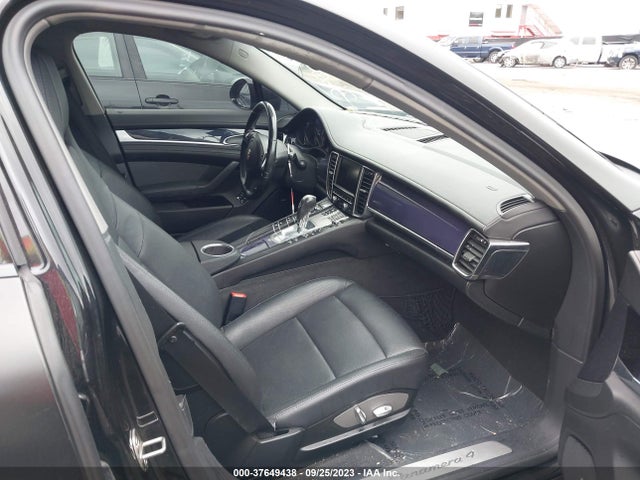2011 PORSCHE PANAMERA WP0AA2A76BL012633 Photo 4