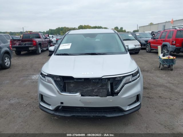 KNDNB4H36N6072136 KIA Carnival Lx