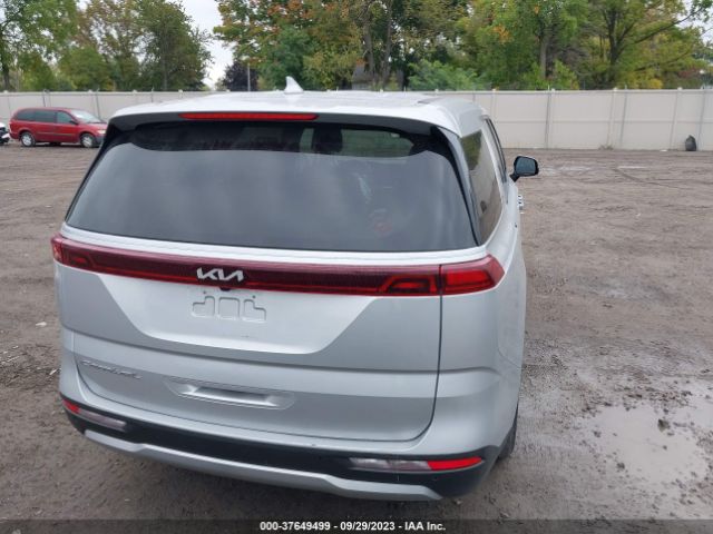 KNDNB4H36N6072136 KIA Carnival Lx