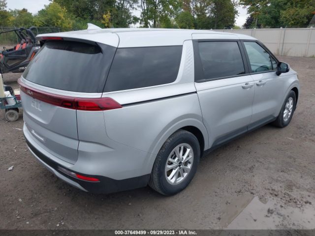 KNDNB4H36N6072136 KIA Carnival Lx