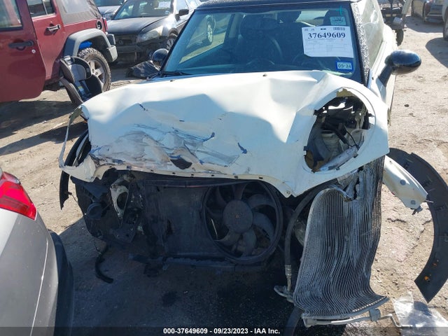 2011 MINI COOPER HARDTOP WMWSU3C55BT093425 Photo 5