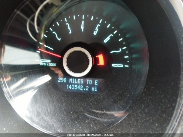1ZVBP8AM8E5306049 Ford Mustang V6