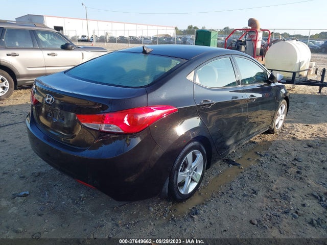 2013 HYUNDAI ELANTRA GLS VIN: 5NPDH4AE6DH378070