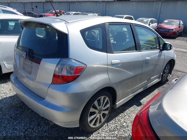 2012 HONDA FIT SPORT VIN: JHMGE8H53CC004737