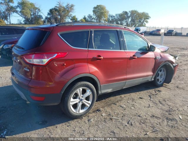 1FMCU0GX5GUA10655 Ford ESCAPE SE
