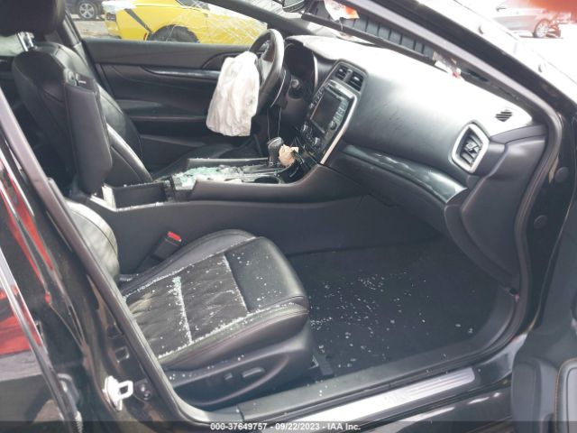 1N4AA6AV4KC374634 Nissan Maxima Sr