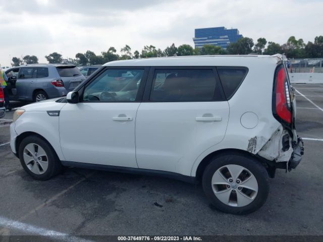 KNDJN2A2XF7813167 KIA Soul Base