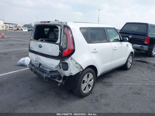 KNDJN2A2XF7813167 KIA Soul Base