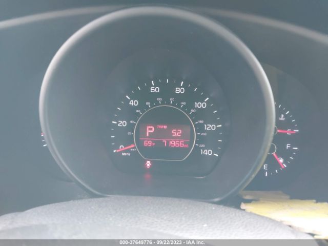 KNDJN2A2XF7813167 KIA Soul Base