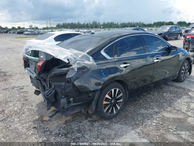 1N4AL3APXJC113405 Nissan Altima 2.5 Sv