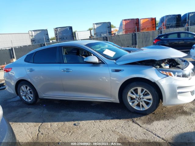 KNAGT4L3XH5159025 KIA Optima Lx