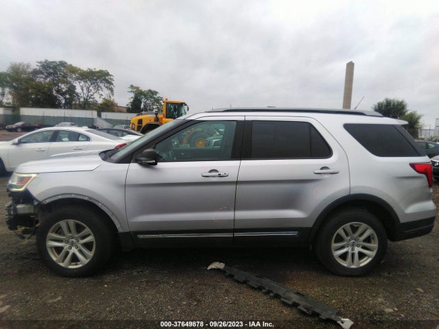 Ford EXPLORER XLT 2019 1FM5K8D86KGB46732 Image 14