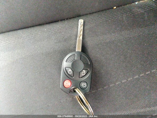 1FADP3F2XFL213946 Ford FOCUS SE