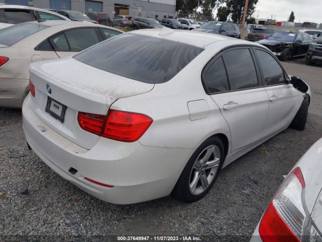 WBA3C1C54EK110978 BMW 3 Series 328i