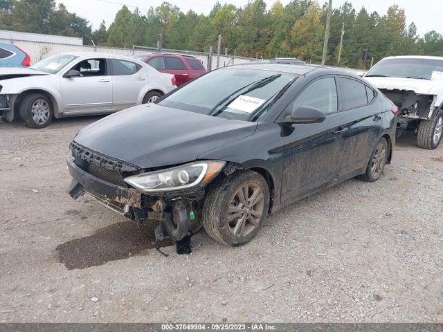 Hyundai Elantra Value Edition 2017 5NPD84LF9HH153668 Image 2
