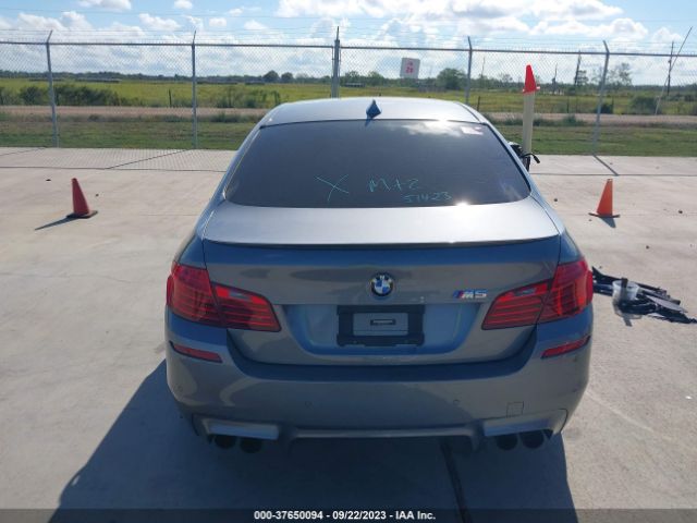 WBSFV9C5XGD595572 BMW M5