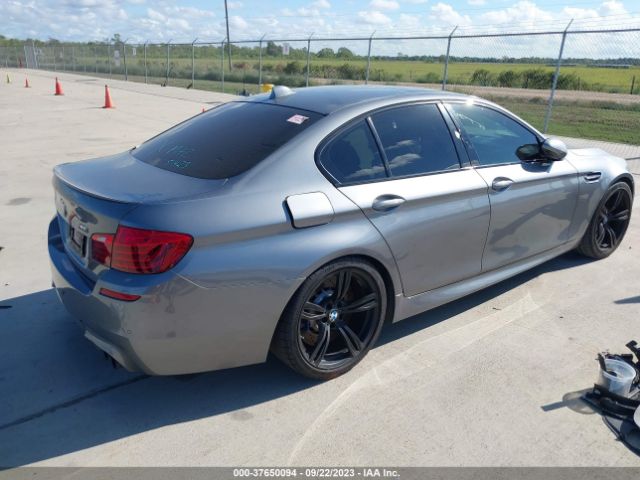 WBSFV9C5XGD595572 BMW M5