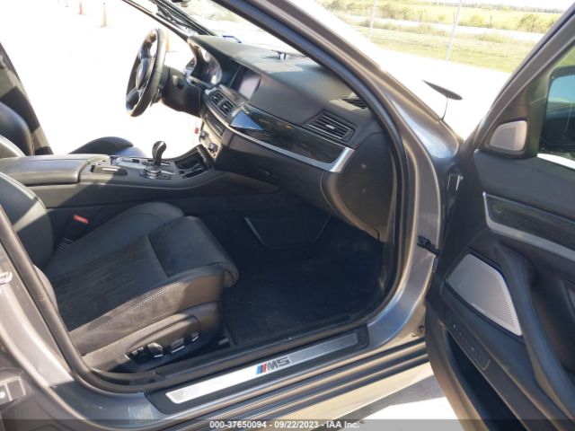 WBSFV9C5XGD595572 BMW M5