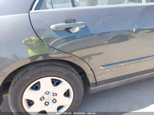2005 HONDA ACCORD 2.4 LX VIN: 1HGCM56465A112040