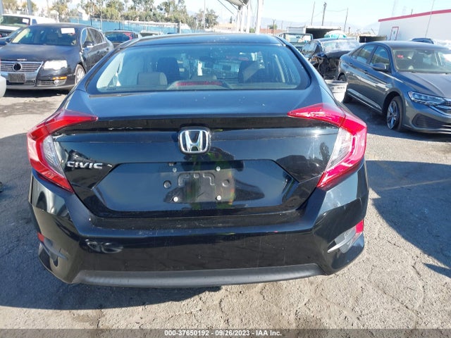 Honda Civic Sedan Lx 2018 2HGFC2F57JH562721 Image 17