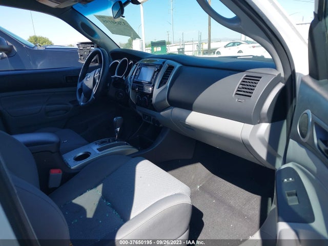 2015 TOYOTA TACOMA VIN: 3TMLU4EN5FM204800