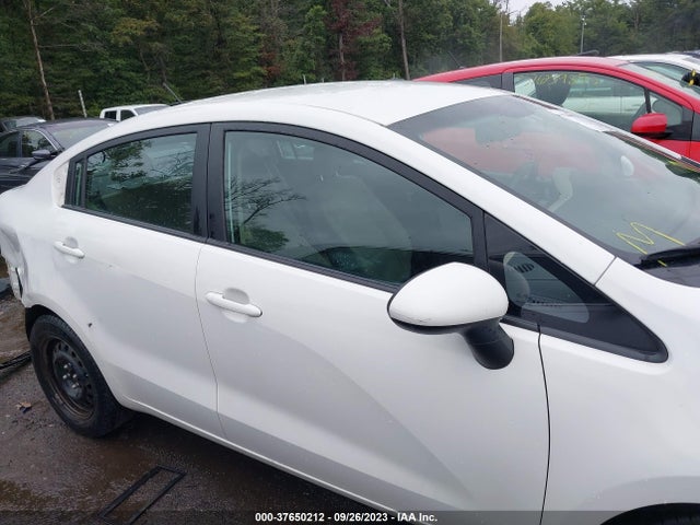 KIA RIO LX 2015 KNADM4A38F6484301 Image 14