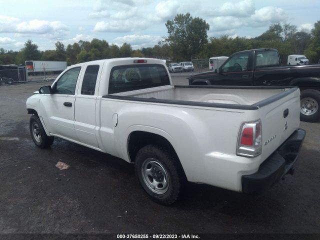 2009 MITSUBISHI RAIDER 1Z7HC22K49S731346 Photo 2