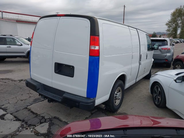 Chevrolet EXPRESS CARGO VAN 2019 1GCWGAFP6K1309890 Image 4
