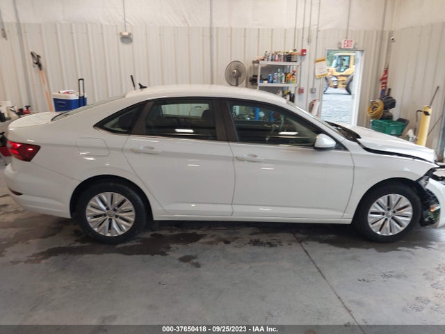 3VWC57BU3KM111081 Volkswagen Jetta S/se/r-line
