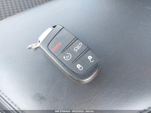 Dodge Challenger Sxt Or R/t 2015 2C3CDZAG7FH804628 Image 11