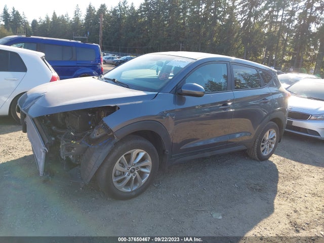 Hyundai TUCSON SE 2018 KM8J2CA49JU808709 Image 2
