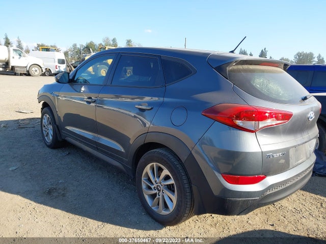 Hyundai TUCSON SE 2018 KM8J2CA49JU808709 Image 9