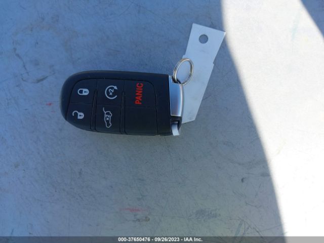 1C4RJECG8JC260401 Jeep Grand Cherokee Overland